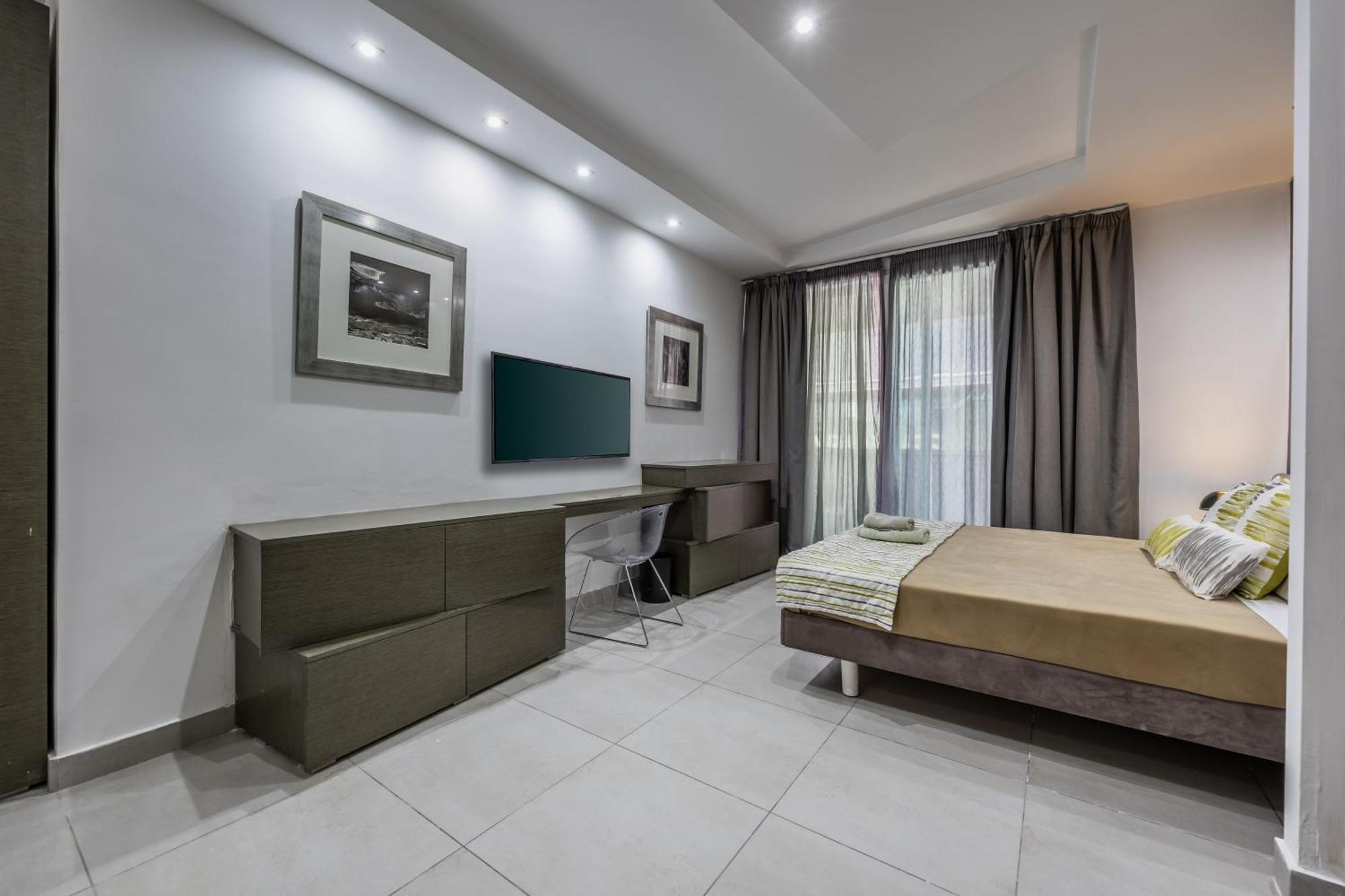 Jules Suites Saint Julian's Εξωτερικό φωτογραφία