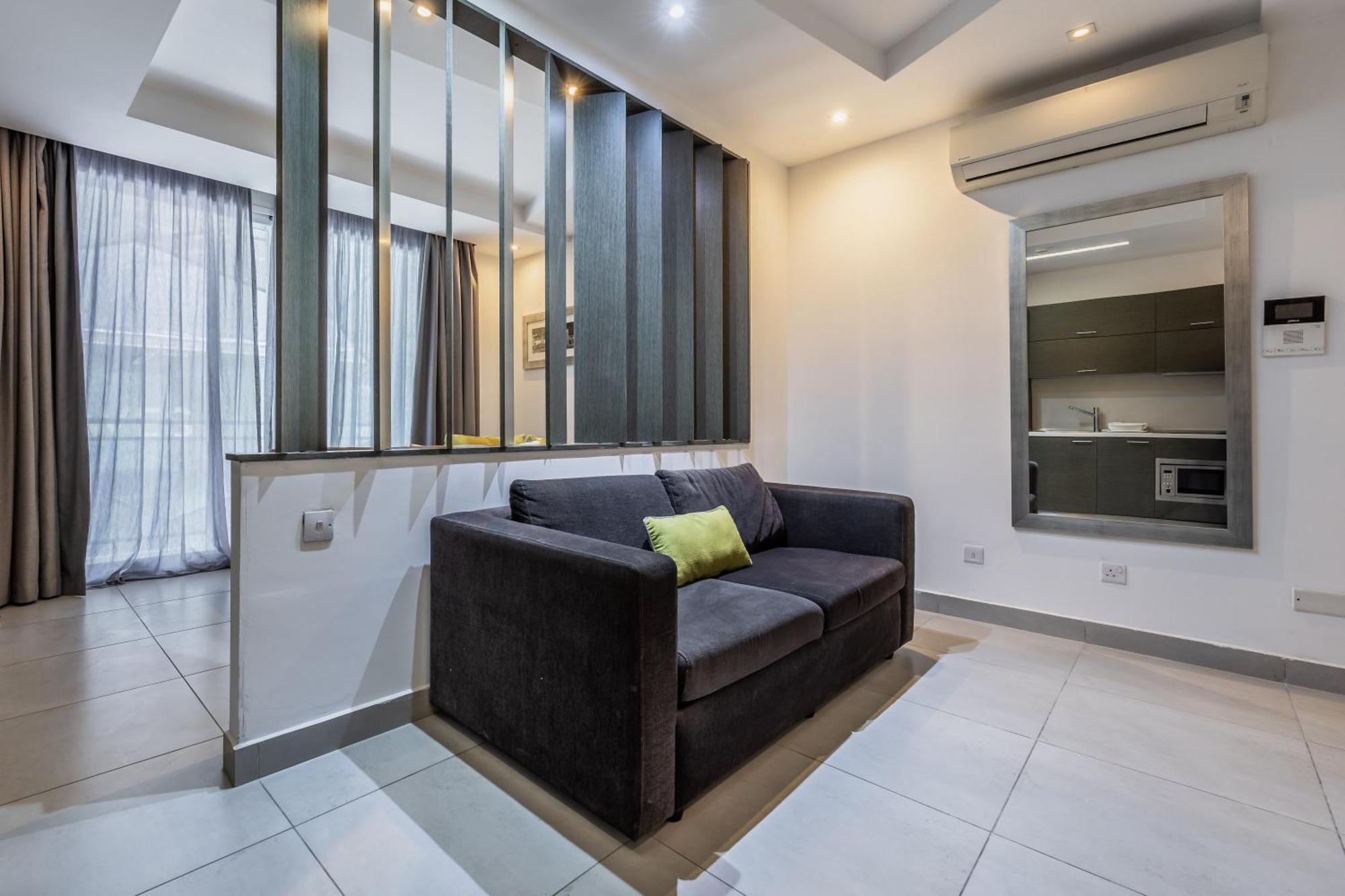 Jules Suites Saint Julian's Εξωτερικό φωτογραφία