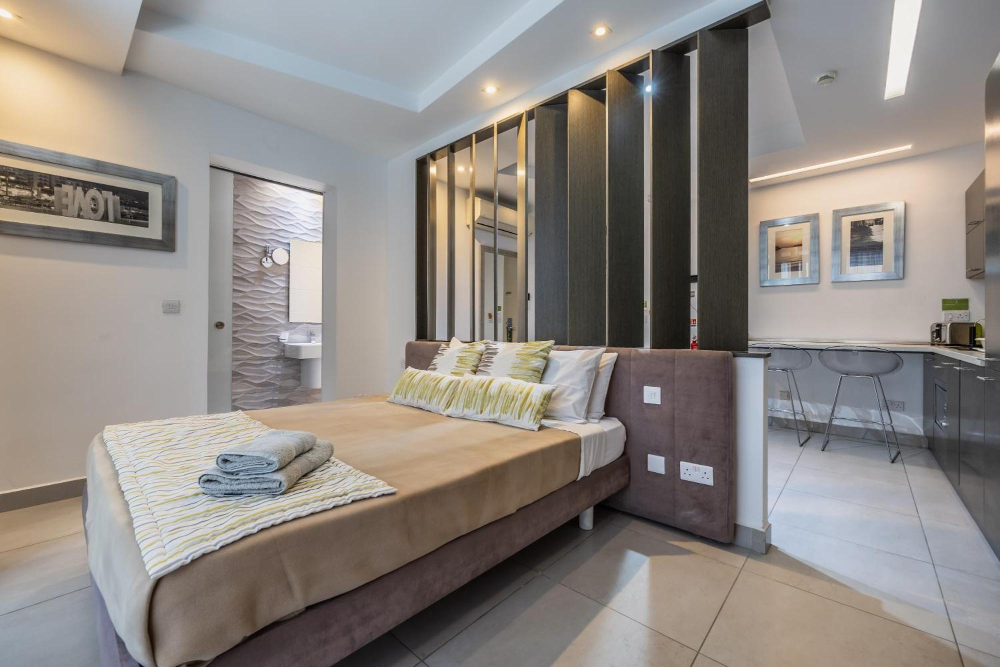 Jules Suites Saint Julian's Εξωτερικό φωτογραφία