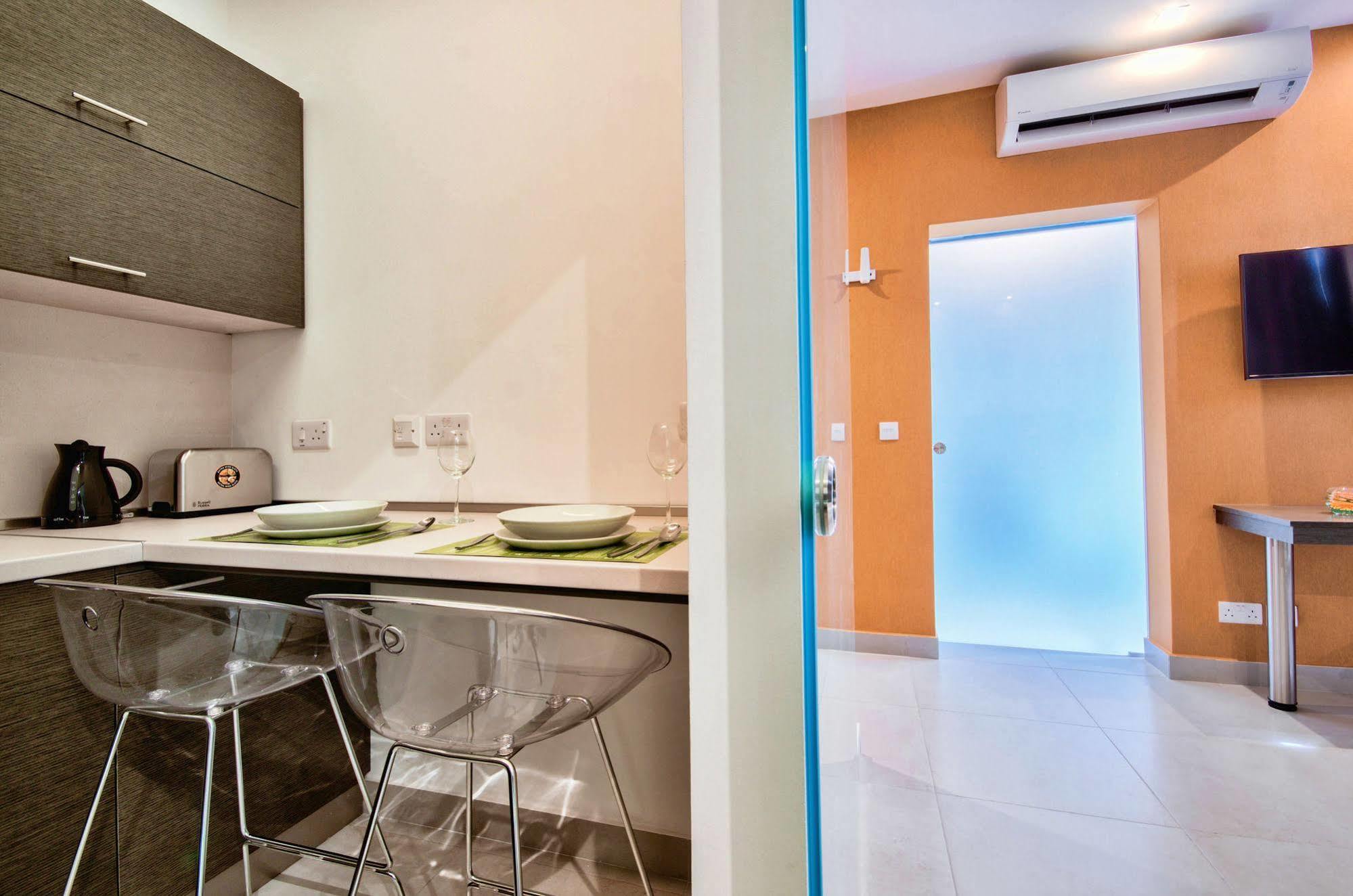 Jules Suites Saint Julian's Εξωτερικό φωτογραφία
