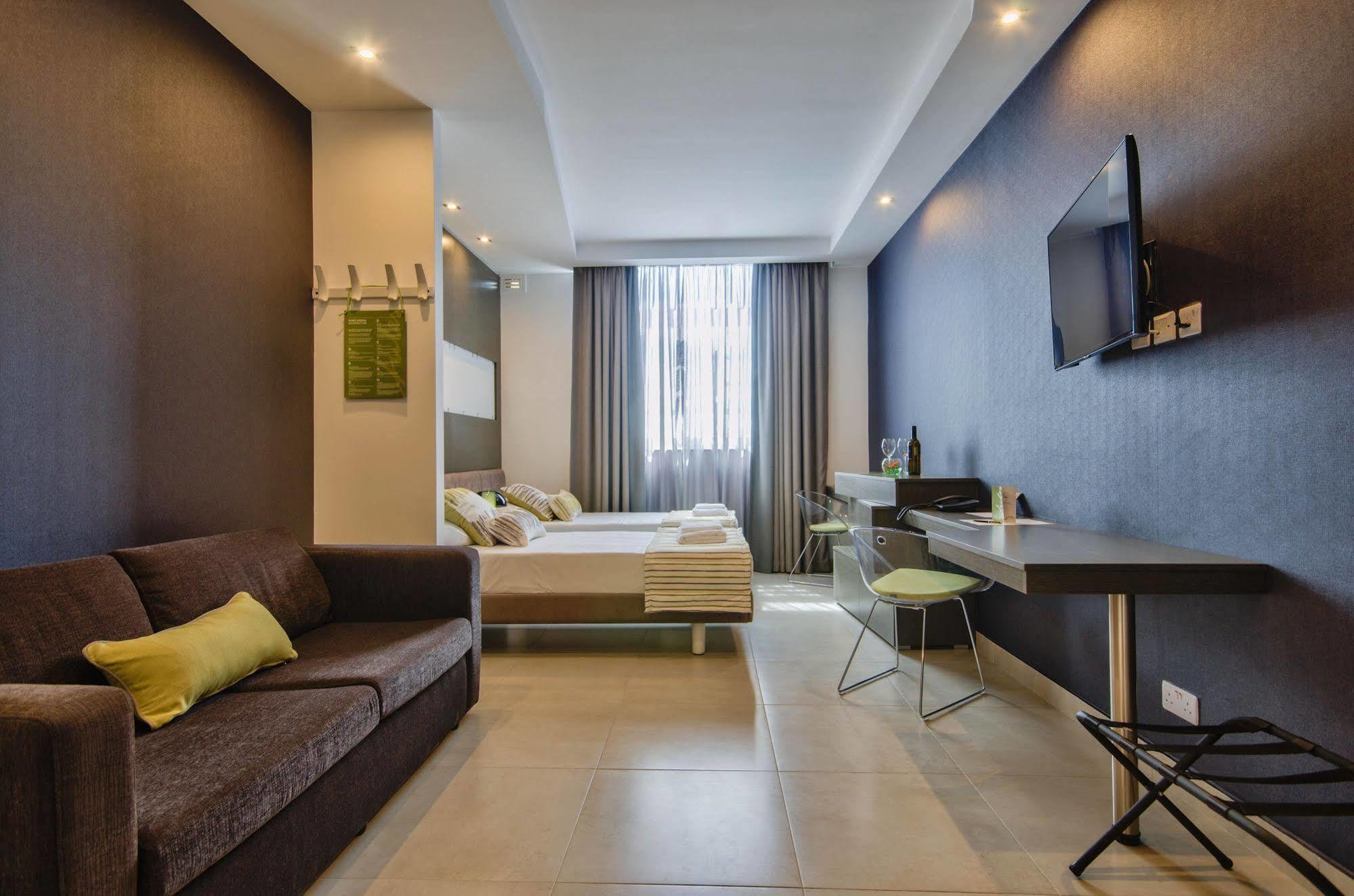 Jules Suites Saint Julian's Εξωτερικό φωτογραφία