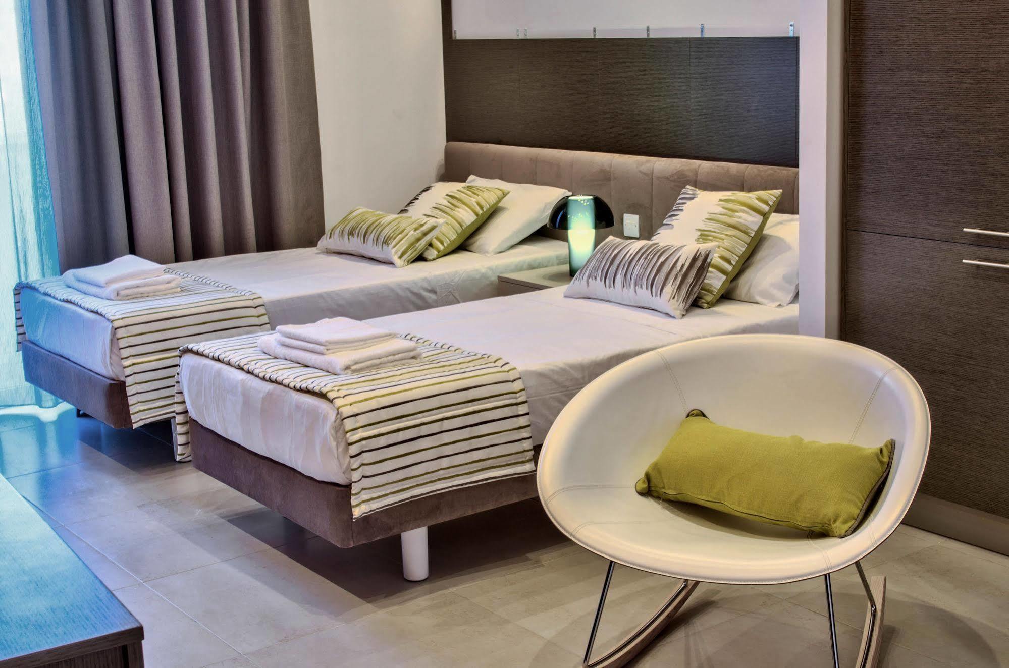 Jules Suites Saint Julian's Εξωτερικό φωτογραφία