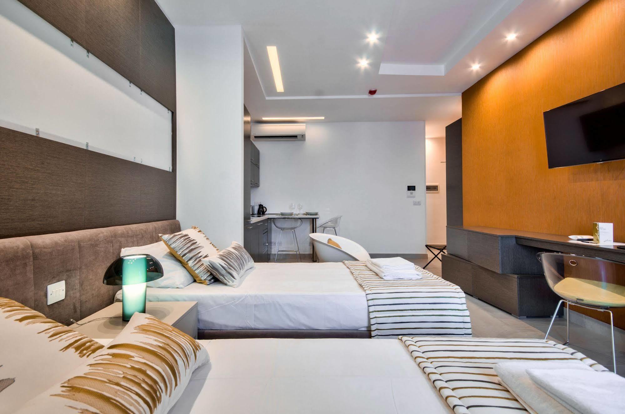 Jules Suites Saint Julian's Εξωτερικό φωτογραφία